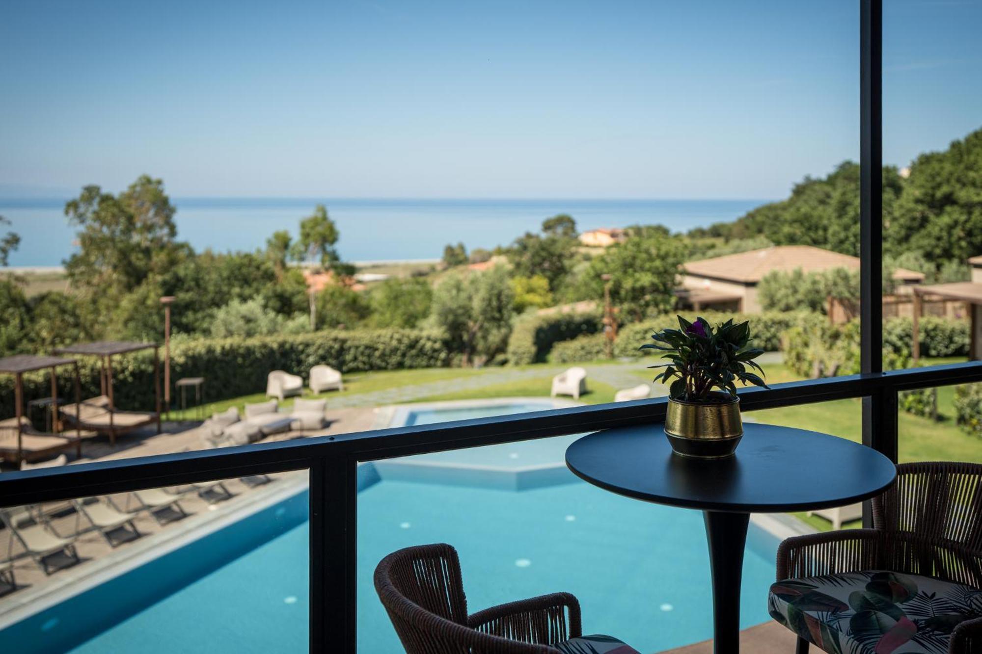 Hang Loose Cottage Hotel & Resort 4 Stelle Gizzeria Calabria Eksteriør bilde